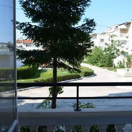 Bravo 1 George Lejlighed *