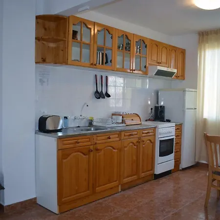 Bravo 1 George Lejlighed *