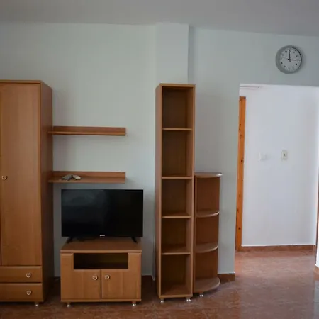 Bravo 1 George Lejlighed