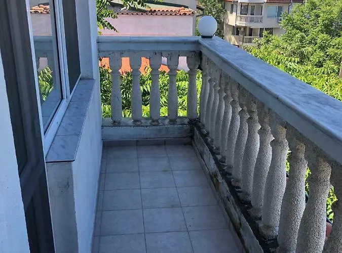 Bravo 1 George * Σάνι Μπιτς