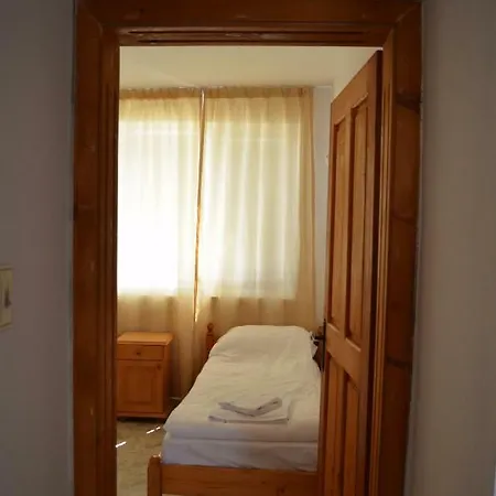 Bravo 1 George Apartament *