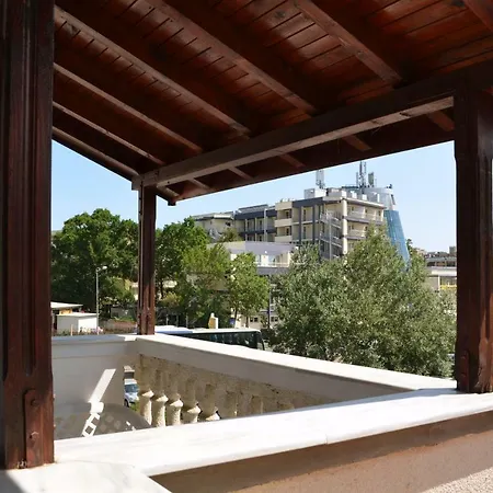 Apartament Bravo 1 George Słoneczny Brzeg
