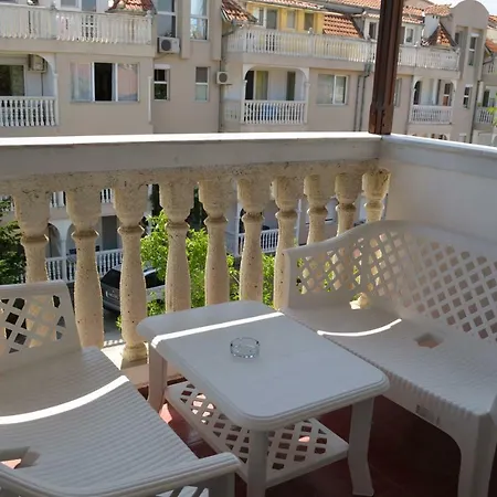 Appartement Bravo 1 George